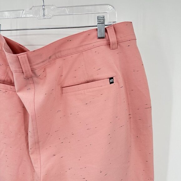 TRAVIS MATHEW golf shorts good fun splatter print flat front stretch pink 40 - Picture 6 of 8